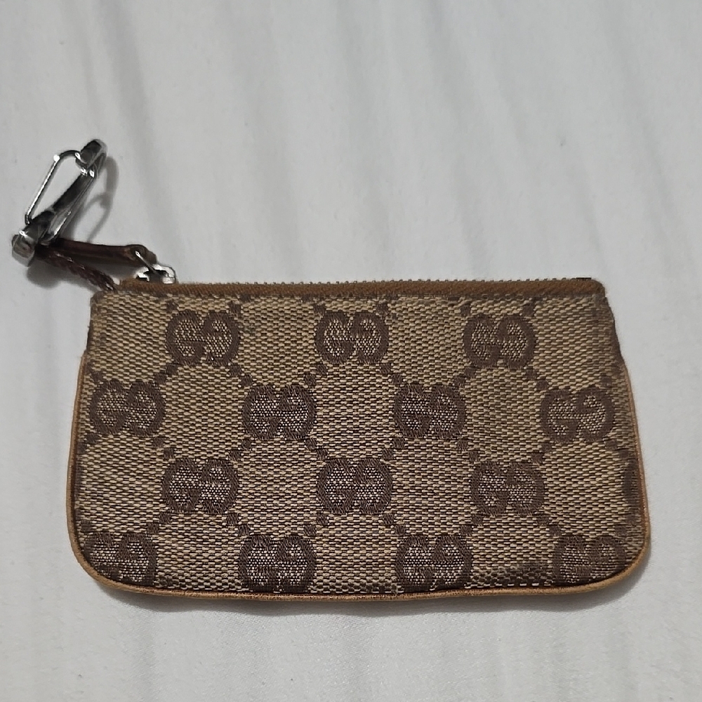 Gucci Beige Monogram Key & Card Holder